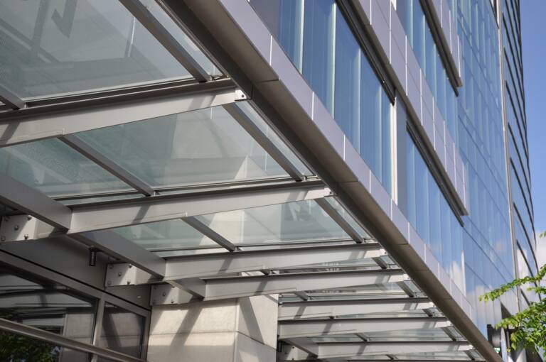 Vn2201 P 006 Hi GDG lowrez