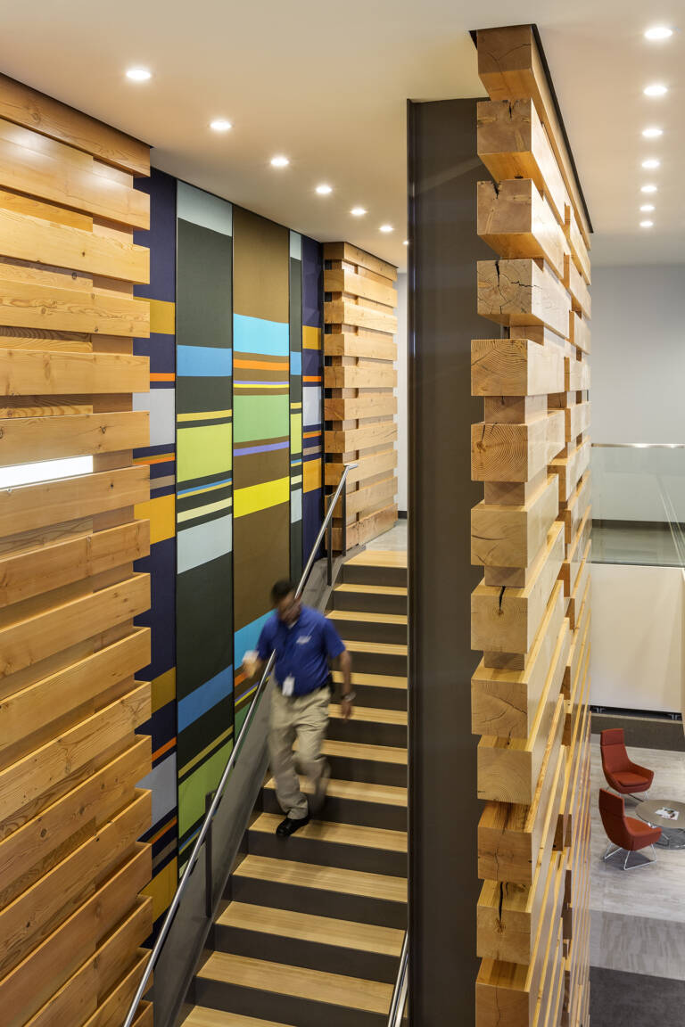 Vnb52e p 019 Hi Bitterman lorez