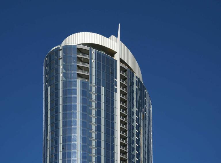 Mckenzie P 19 Lo Eden