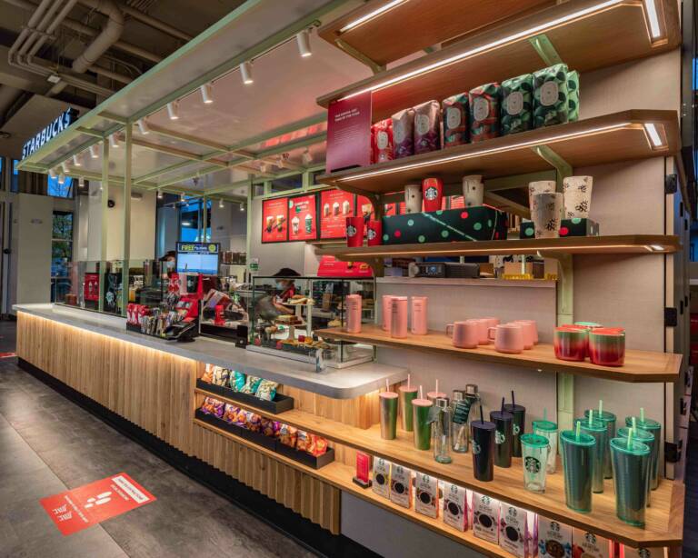 012 Web Mahler Photography 20201118 Starbucks Kiosk IMGL2539 HDR