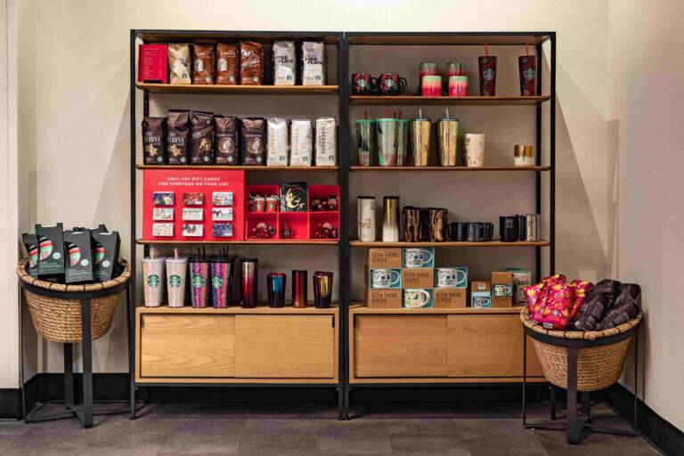 013 Web Mahler Photography 20201118 Starbucks Kiosk IMGL2675 HDR